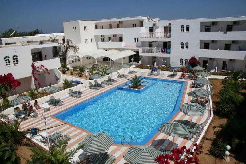 Hotel Maravel Land à Réthymnon Extérieur photo