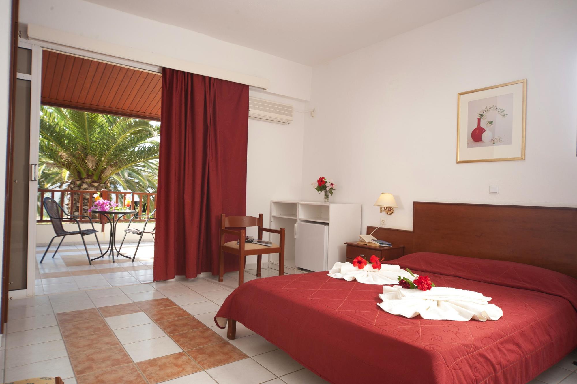 Hotel Maravel Land à Réthymnon Extérieur photo
